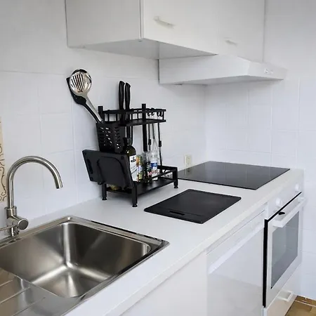 Tarforst Height Apartment, *